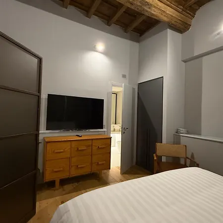 Spiriti 2, New Opening Piazza Di Pietra *