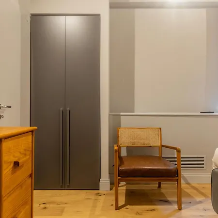 Spiriti 2, New Opening Piazza Di Pietra