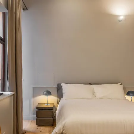 Spiriti 2, New Opening Piazza Di Pietra Apartamento